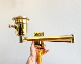 Colonial Style Brass Swing Arm Vintage Wall Sconce Light | Plug • In & Hard Wire Compatible Gold Lamp