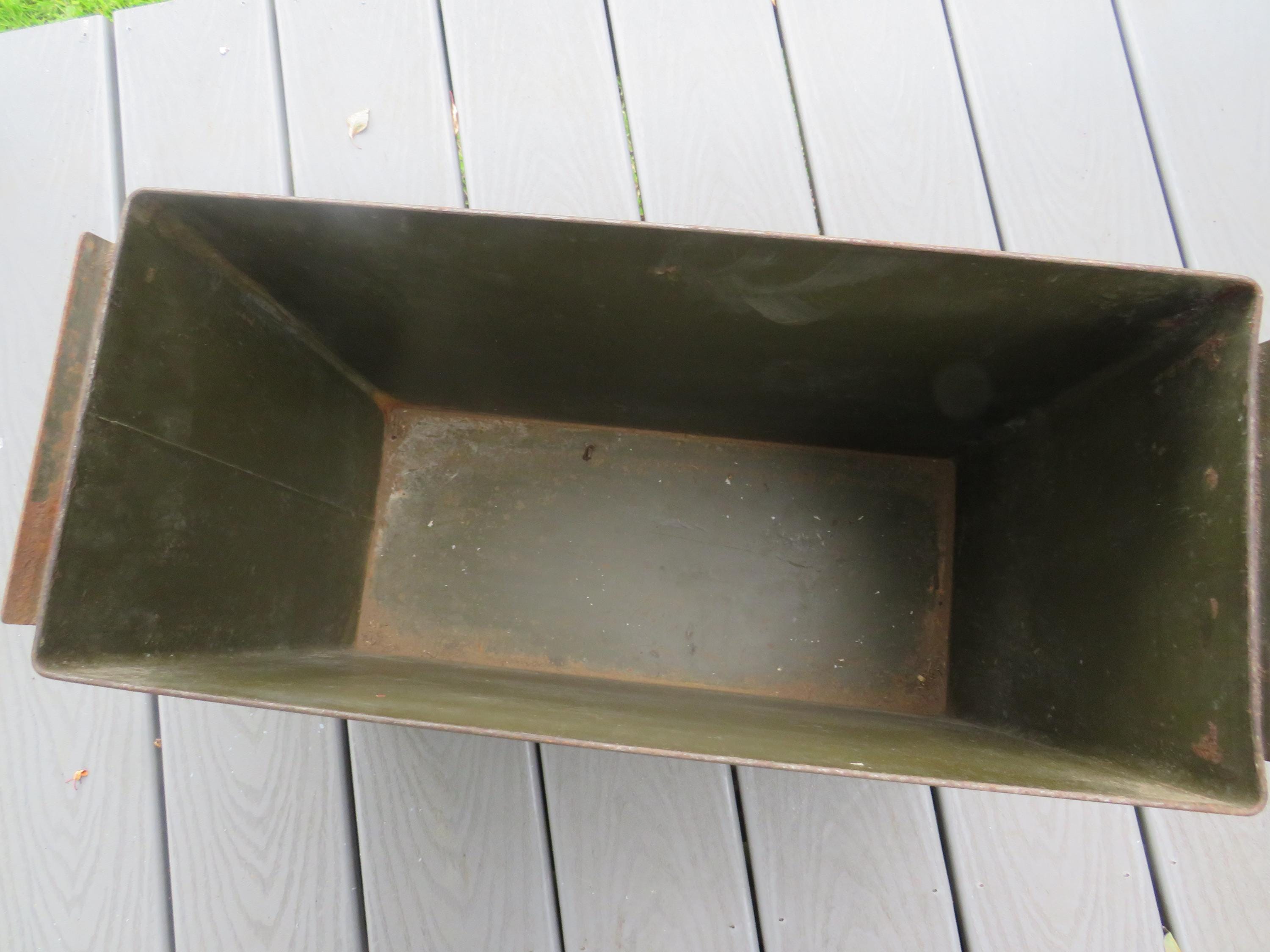 Large Vintage US Military Metal 20mm Ammo Box Vietnam Era Dated