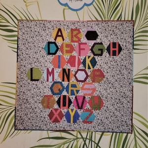 3&quot; Hexagon Alphabet Pattern - Download
