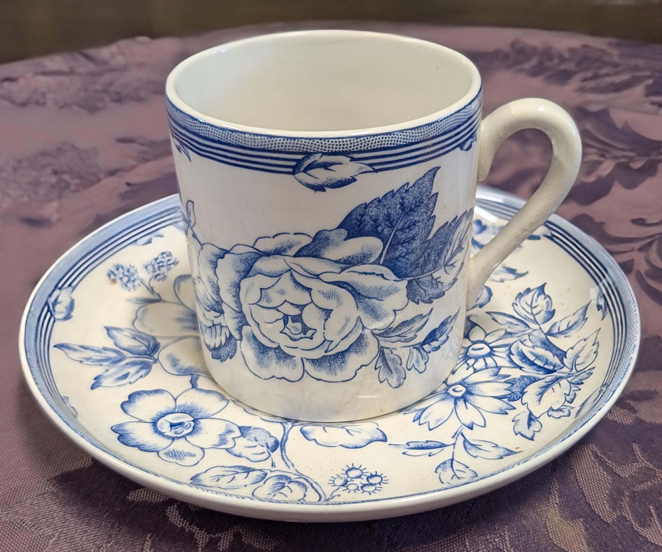新品 英国製 Spode Laura Ashley Cliftonディナー大皿 新品 英国製 Spode Laura Ashley Cliftonディナー大皿