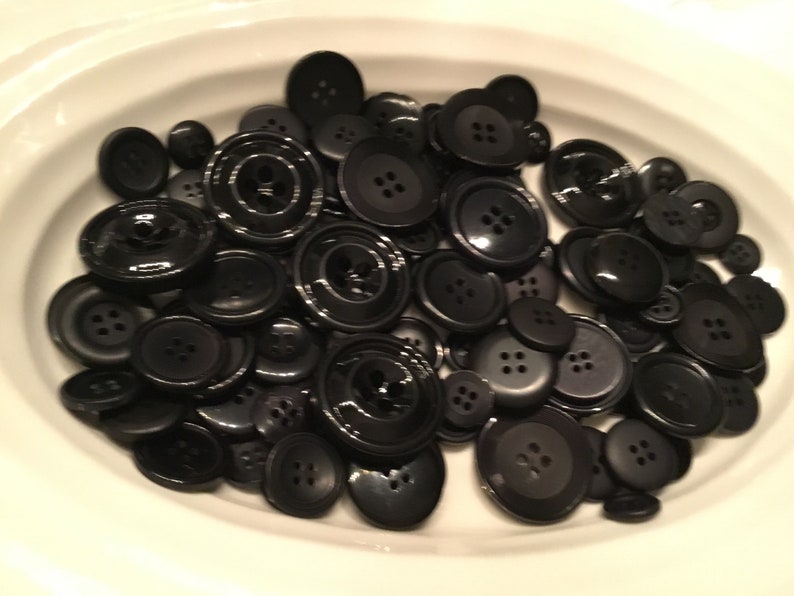 Assorted Novelty Buttons 50 grams Plastic /& Metal Buttons Ideal for crafting