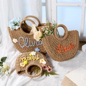 60% Rabatt Personalisierter Strohkorb, Brautdusche Taschen, kundenspezifische Strohtaschen, kundenspezifische Strandtasche, Strohtasche, Stickereitasche, Brautjungfer-Geschenk-Tasche