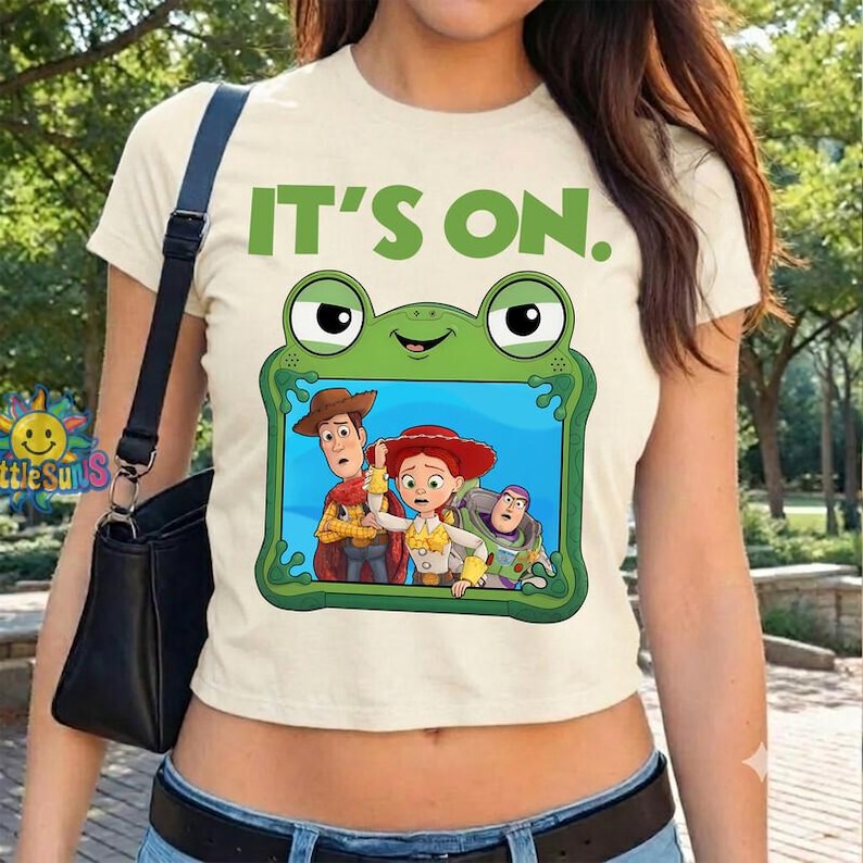 Comfort Colors I Knew It I Knew You Shirt, Disneyland TS Toy Story 5 Shirt, Toy Story Woody Buzz Lightyear Tee, Its on Frog Graphic Tee Bild 1