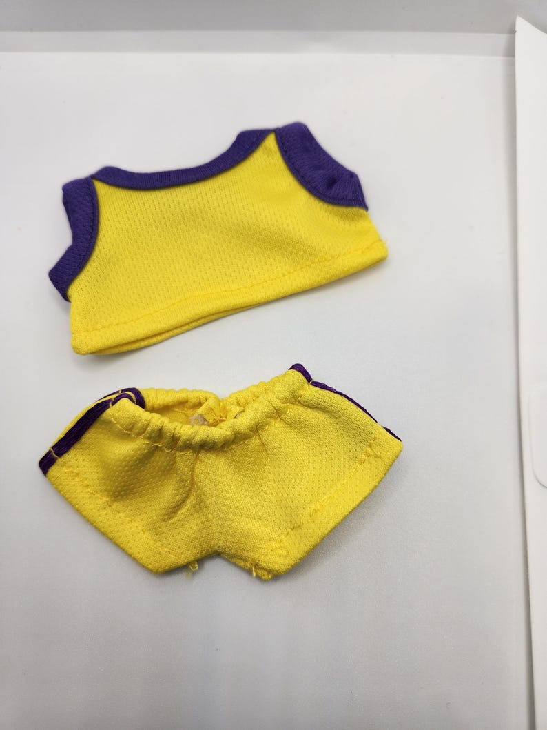 Basketball jersey for labubu immagine 3