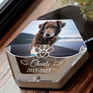 Custom Pet Memorial Photo Keepsake Box – Personalized Dog Loss Gift with Picture, Name & Fur Holder, Pet Remembrance Display for Owners