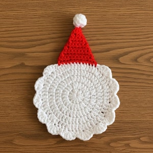 Crochet Santa Claus Coaster Pattern - Easy Beginner Christmas Mug Rug Home Decor