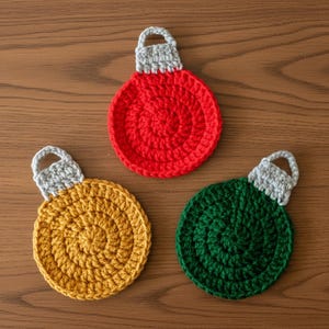 Crochet Christmas Ornament Coaster Pattern - Easy Beginner Festive Holidays Bauble Tree Decor