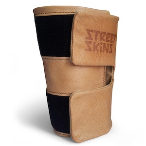 Leather Leg Gaiter for Bicycle Commuters – Premium Handmade in Europe · Chain Guard for Urban Riders