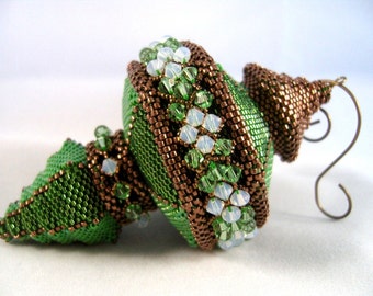 Pattern / Tutorial Beaded Christmas Ornament