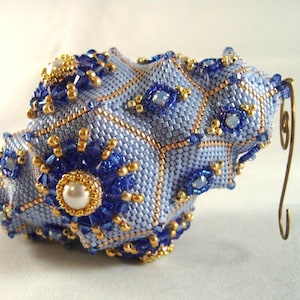 Pattern / Tutorial Beaded Christmas Ornament