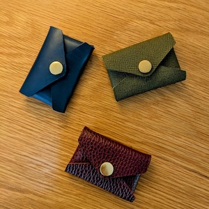 Piccola borsa in pelle: portamonete, portapillole, portagioielli, portaconfetti per matrimoni, portaconfetti, portaauricolare, borsa riutilizzabile.