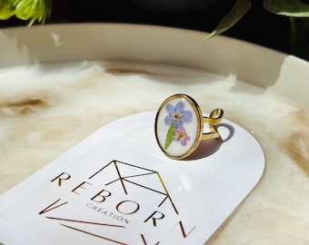 Handmade Botanical Ring - Resin Ring with Real Forget Me Not Flowers -  Flowers Jewelry - Gift for Her