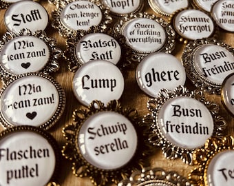 Trachten Broschen aus Metall, Pins, Wiesn Anstecker für Dirndl & Lederhose, Hüte, Caps, Westen, Oktoberfest Accessoire, Junggesellenabschied