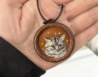Hand-Painted Pet Portrait Ornament, Personalized Pet Portrait Necklace, Custom Pet Memorial Keepsake Gift, Dog Portrait,Dog Mom,Dog Memorial
