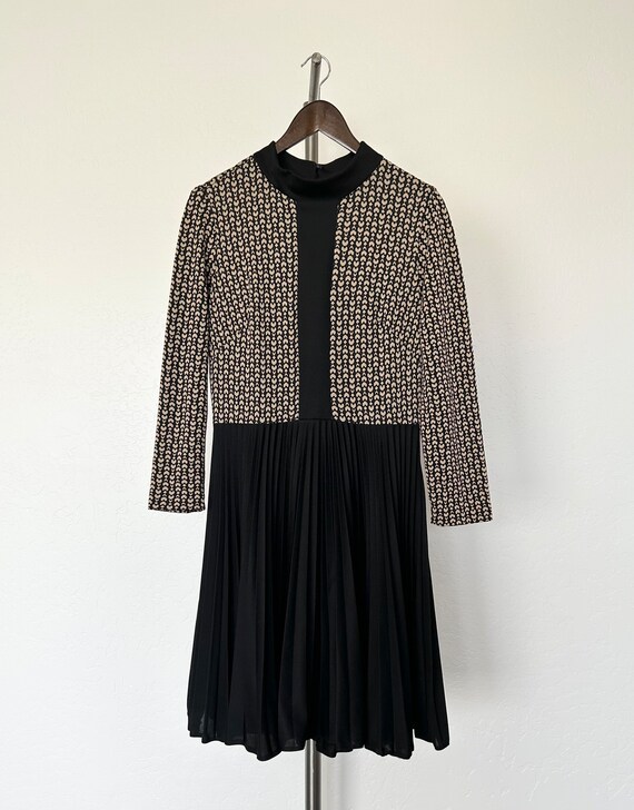 1970’s Vintage Mod Dress Black & Beige Polyester … - image 7
