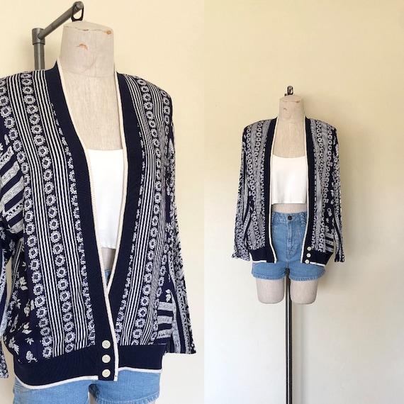 Vintage 1990's lightweight jacket NAVY FLORAL bandana print shacket - M/L