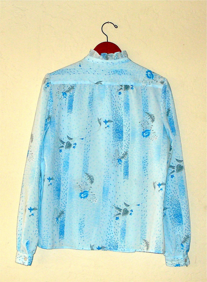 Vintage powder blue RUFFLED FLORAL print long sleeved blouse M SALE