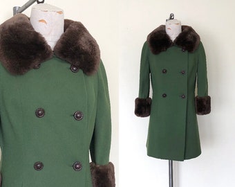 1960’s Faux Fur Trimmed Wool Coat Vintage Ogden Mills Custom Green Long Overcoat - S/M