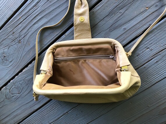 Vintage 1980's purse beige FAUX SNAKESKIN patchwo… - image 5
