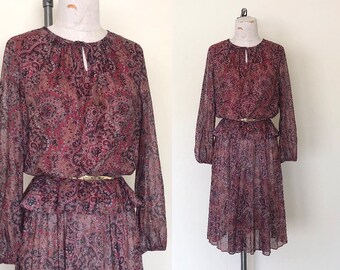 Vintage 1970's dress rust BROWN PAISLEY print semi-sheer keyhole neck long sleeve - M