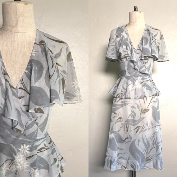 Vintage 1980's dress GRAY FLORAL flutter sleeve peplum dress - XS