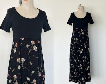 90’s Long Babydoll Dress Vintage 1990's Black Short Sleeved Waffle Knit Top With Floral Print Maxi Made in USA - S/M