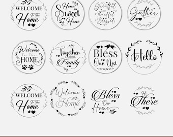 Könnte beinhalten: Eine Sammlung runder Schilder mit verschiedenen Willkommensphrasen in eleganter Schrift, wie "Welcome to the Home" und "Home Sweet Home". Jedes Schild ist von einem dekorativen floralen Kranz umgeben. Der Text "Round Sign Bundle" steht unten.