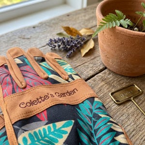 Custom gardening gloves for planting weeding pruning and outdoor garden work