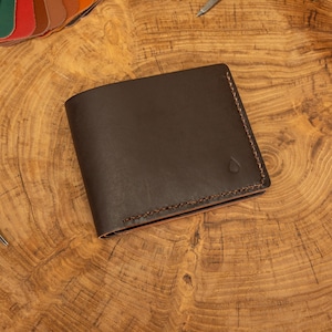 Handmade Full Grain Vegetable Tanned Leather Bifold Wallet | Slim Design with Multiple Card Slots & Bill Comp | Personalized Gift for Him