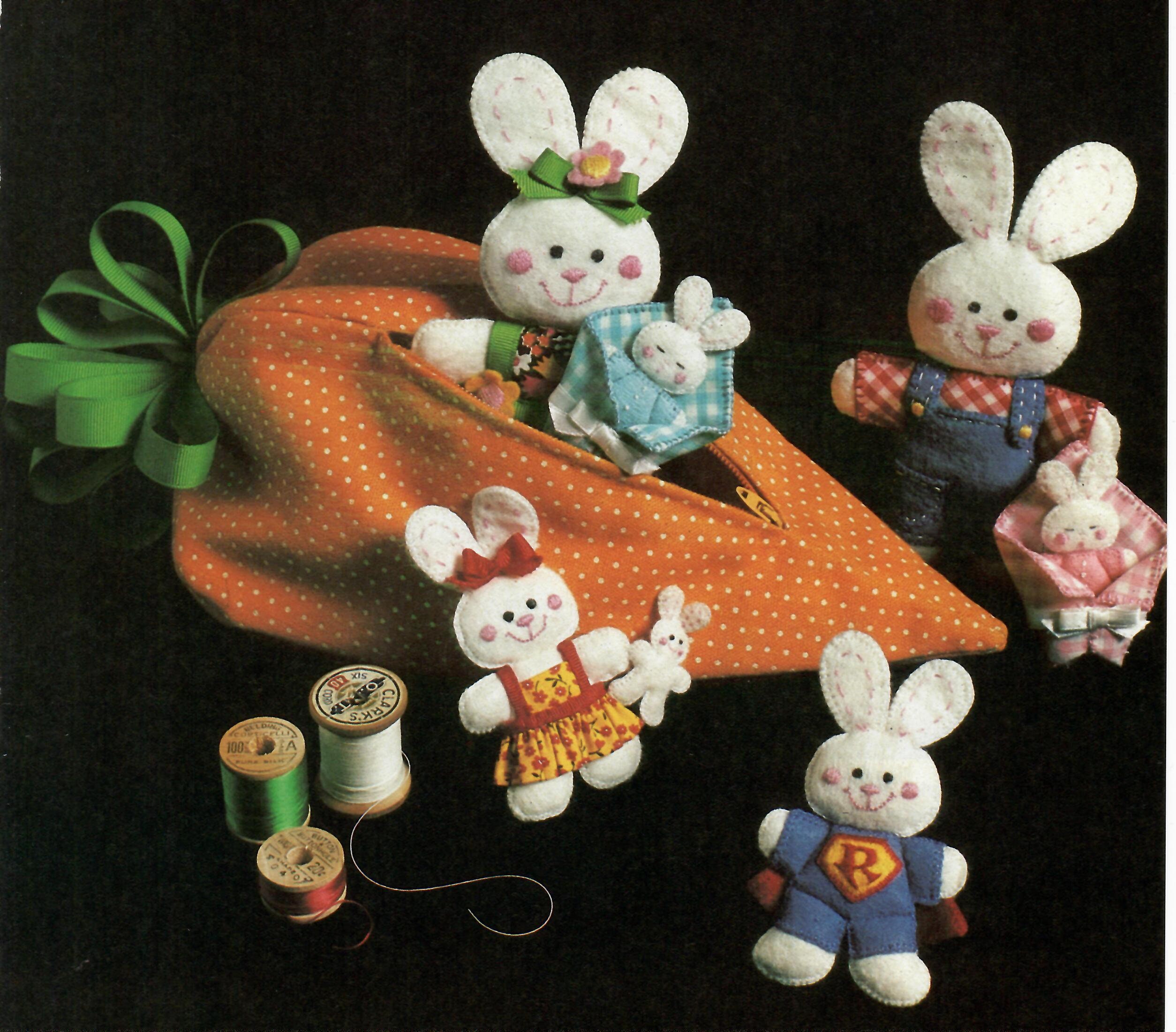 Carrot Rabbit メモ帳 Vintage 1970's Bunny Family Sewing Pattern: Felt Carrot Case (PDF
