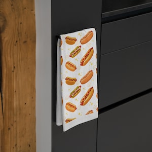 Hot Dog Pattern Tea Towel, Fun Kitchen Decor, Gift for Foodies, Accessories, Summer Party Essential, Unique Housewarming Gift