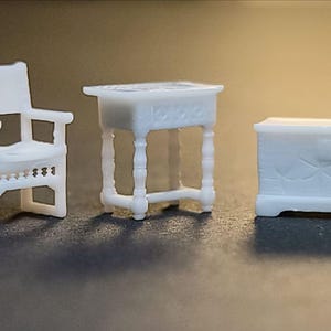 SET 3pcs 1/12 1/35 1/43 1/64 1/76 1/87 HO N Z Renaissance furniture set chair table trunk miniature diorama maquette dollhouse MaxMiniatures