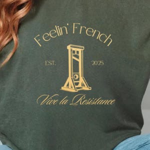 Komfortfarben Feelin Französisches Guillotine-Shirt, Antikapitalismus-soziale Gerechtigkeit Freiheitliches Linke-Revolution-T-Stück Essen die Reichen Erwarten Widerstand