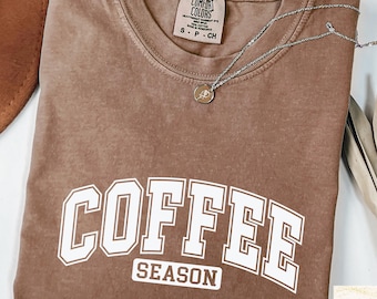 Camiseta Comfort Colors Coffee Season, regalo para amantes del café helado