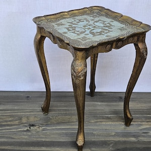 Vintage Italian Florentine Side Table – 1950s Gilt Wood – Hand-Painted Gold & Turquoise – Rococo Style – Hollywood Regency