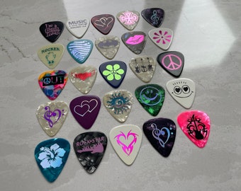 25 pc. Foil-stamped GUITAR PICKS set - #019