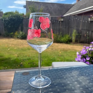 Pink flower Wine Glass