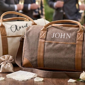 Personalized Name Duffel Bag, Groomsmen Gift, Embroidered Travel Bag, Personalized Weekend Bag, Embroidered Bridesmaid bag,  Best Men's Gift