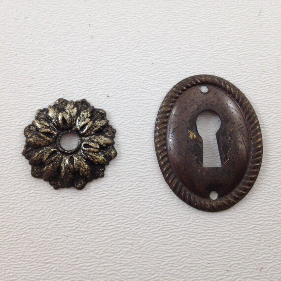 Vintage Dresser Drawer Rosette And Dresser Drawer Lock Cover Etsy