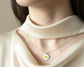 Dainty Daisy Necklace: Gold or Silver Flower Pendant, Minimalist Jewelry