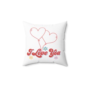 Romantisches dekoratives Kissen, gemütliches Wohndekor, Geschenk für Paare, Valentinstagkissen, inspirierender Love Home-Akzent