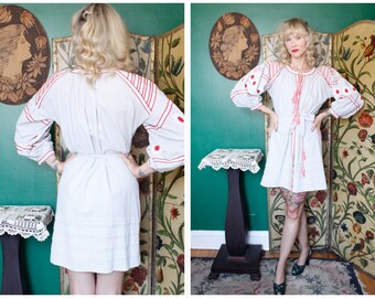 Vintage Inspired Modern Dress // Embroidered Tie Cotton Dress // vintage style repro dress