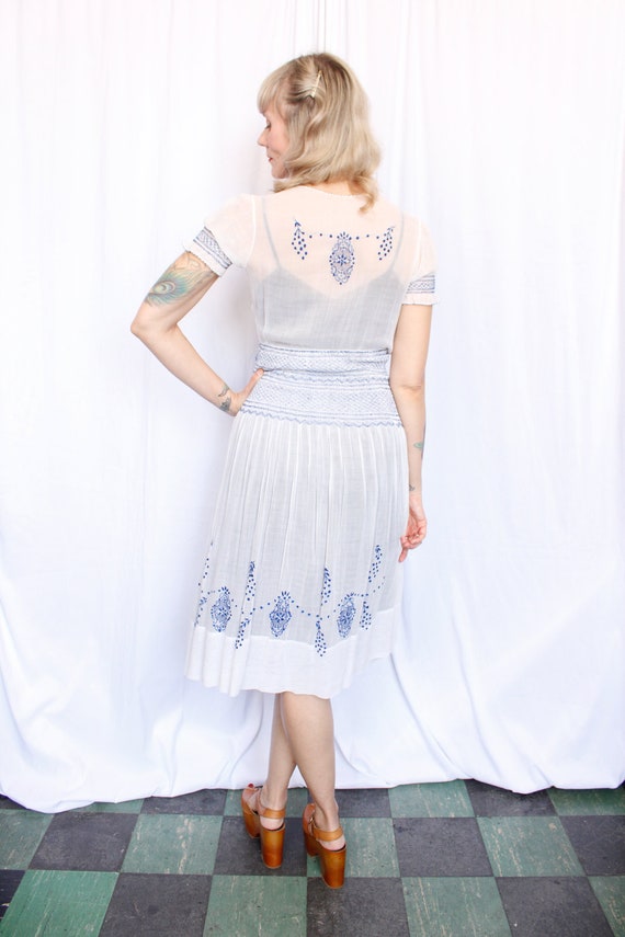 1930s Hungarian Embroidered Cotton Voile Dress - … - image 4