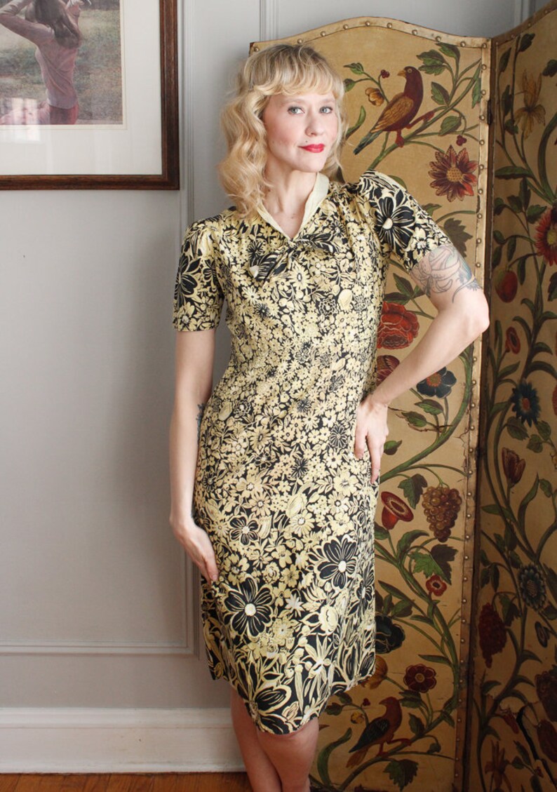 1930s Dress Honeysuckle Daisy Dress vintage 30s cotton dress