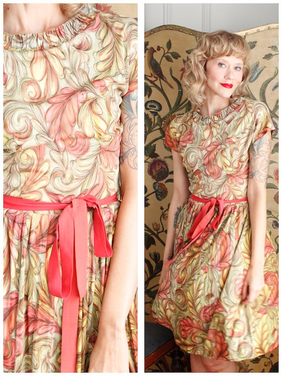 1950s Dress // Blush Feather Jersey Dress // vinta