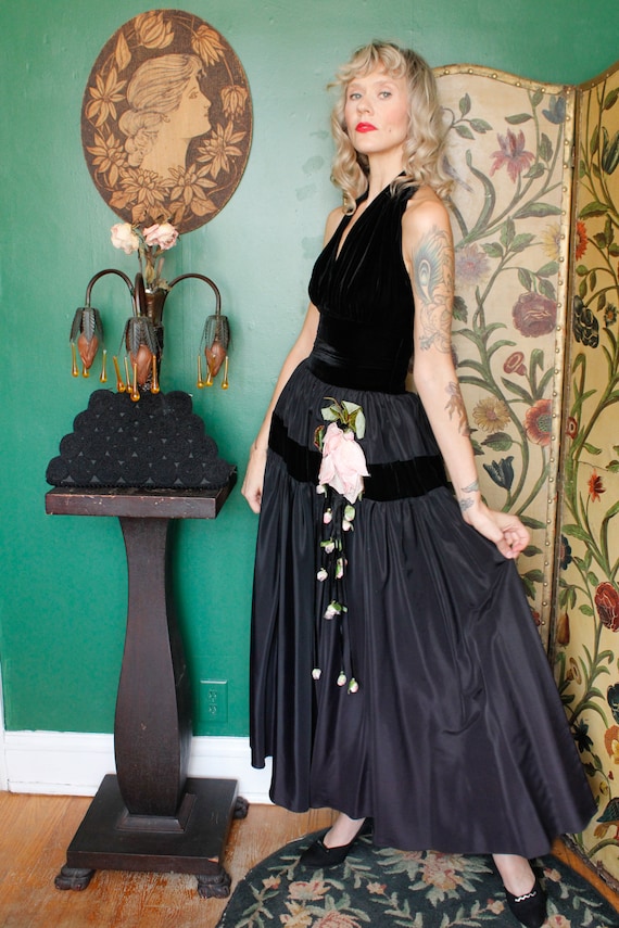 1930s Black Halter Velvet & Taffeta Gown with 3D … - image 7
