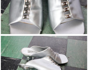 2000s Slides // Y2K Silver and Lucite Slide Sandals // vintage heels // 7M