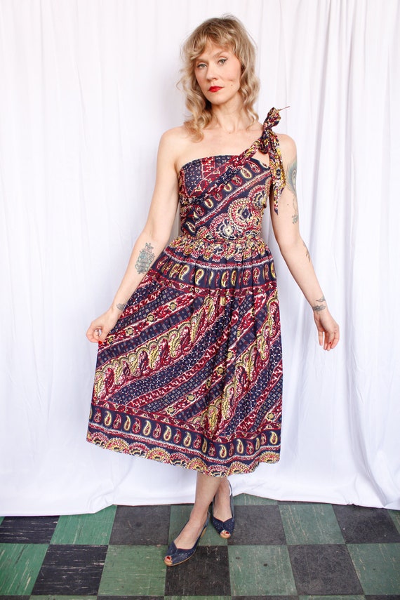 RARE 1940s Convertible 9-way Batik Summer Dress -… - image 9