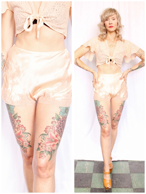 1930s Silk & Lace Tap Shorts - 26w - image 1