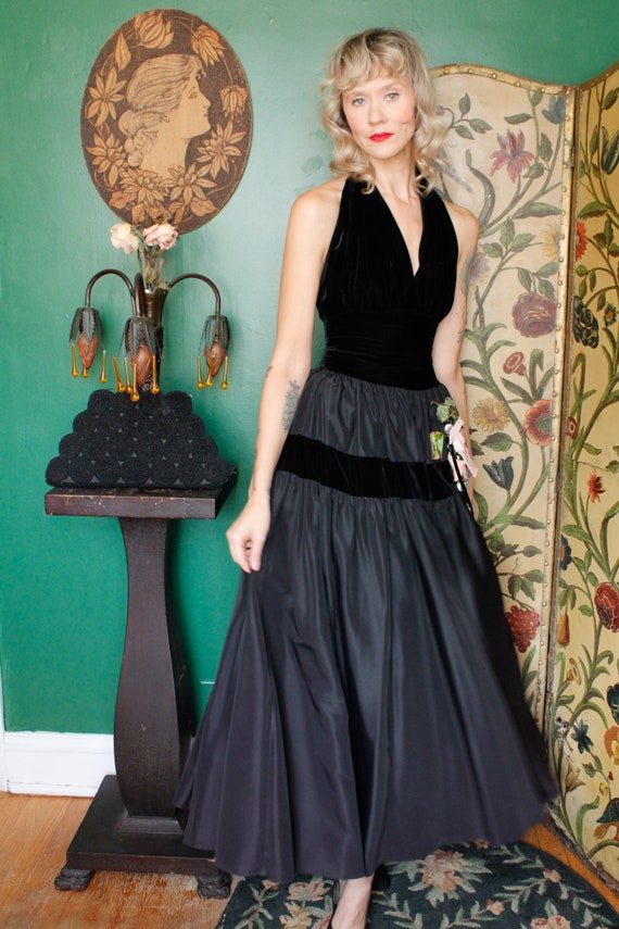 1930s Black Halter Velvet & Taffeta Gown with 3D … - image 6